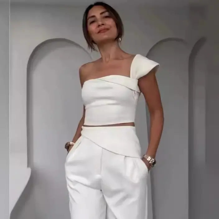 Slant collar halter neck straight pants suit Orange Preference